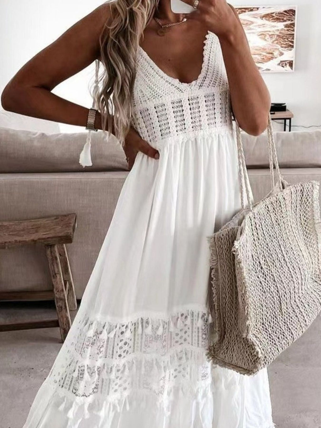 Vestido Maxi Bohemio Alma con Crochet y Borlas, vista adicional 7