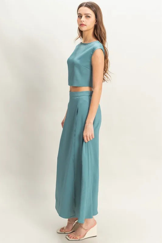 Conjunto Celeste de Top y Falda Maxi, vista adicional 3